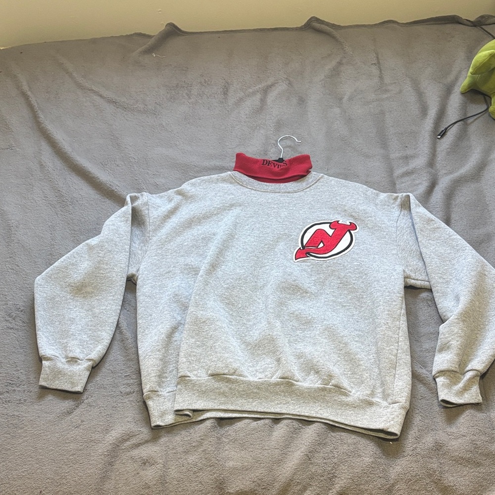 Vintage New Jersey devils sweatshirt.